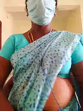 Snapshot of Preethytamilsexy chatting on 05-08-26, 07:57 Preethytamilsexy online show from 05-08-26, 07:57