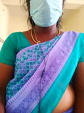 Snapshot of Preethytamilsexy chatting on 05-28-26, 09:17 Preethytamilsexy online show from 05-28-26, 09:17