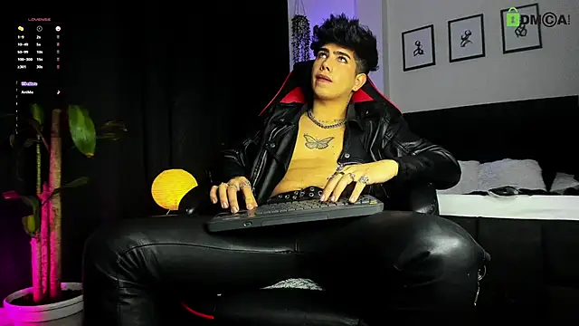 LyleBennett  online show from 06-04-26, 12:44