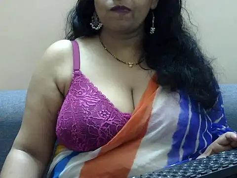 Riya riyaa online show from 11-30-25, 03:49