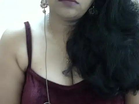 Riya riyaa online show from 12-20-25, 08:54