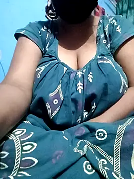 BERRY 00 online show from 01-12-26, 05:51