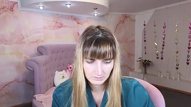 Nika Kitten online show from 10-20-25, 06:19