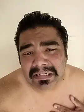 Snapshot of Brickstash chatting on 10-05-25, 04:38 Brickstash online show from 10-05-25, 04:38