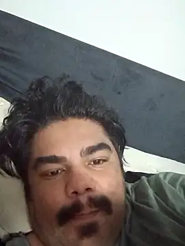 Snapshot of Brickstash chatting on 10-08-25, 12:14 Brickstash online show from 10-08-25, 12:14