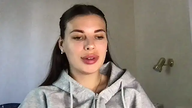 MoonriseGoddess online show from 05-03-26, 10:21