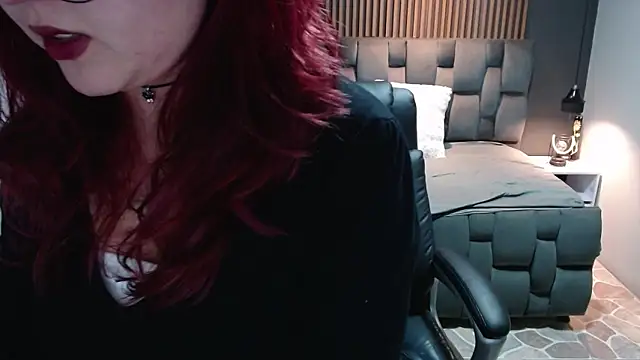 crimson tati  online show from 12-11-24, 06:04