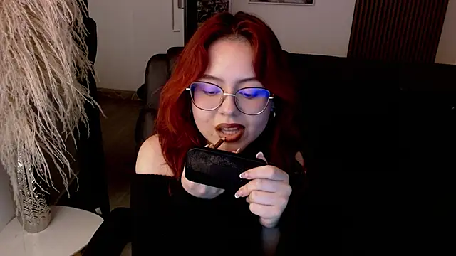 crimson tati  online show from 12-12-24, 08:57