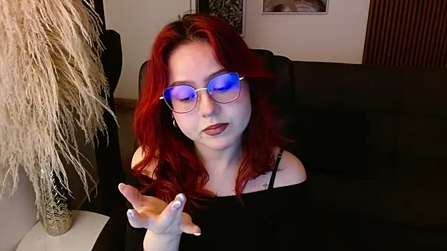 crimson tati  online show from 12-13-24, 04:22