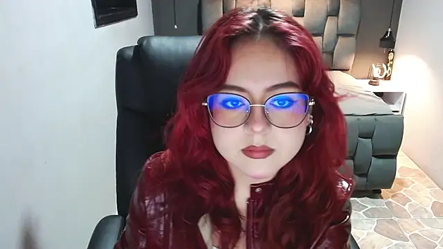 crimson tati  online show from 02-13-25, 04:22