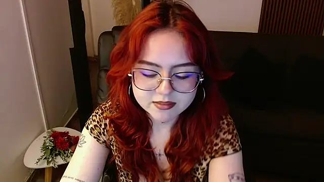 crimson tati  online show from 02-16-25, 08:21