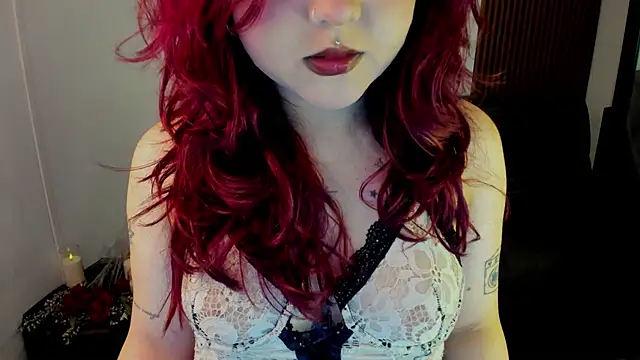 crimson tati  online show from 11-07-25, 04:01