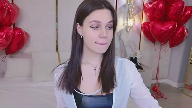 RihannaRose online show from 02-06-26, 05:16