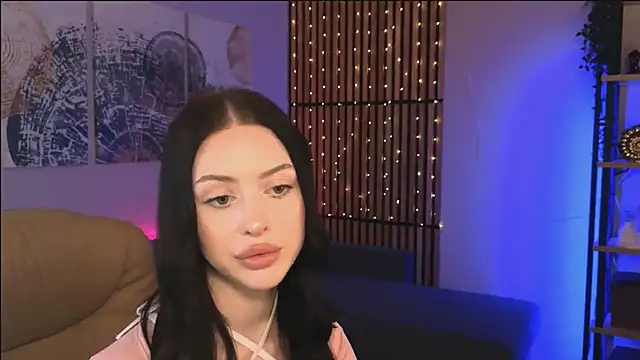 Snapshot of StellaryShy chatting on 12-11-24, 02:00 StellaryShy online show from 12-11-24, 02:00