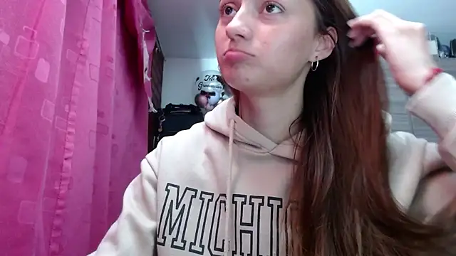 holy juli online show from 03-03-26, 03:34