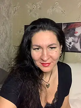 Snapshot of Tina_Moretti chatting on 02-12-25, 12:05 Tina Moretti online show from 02-12-25, 12:05