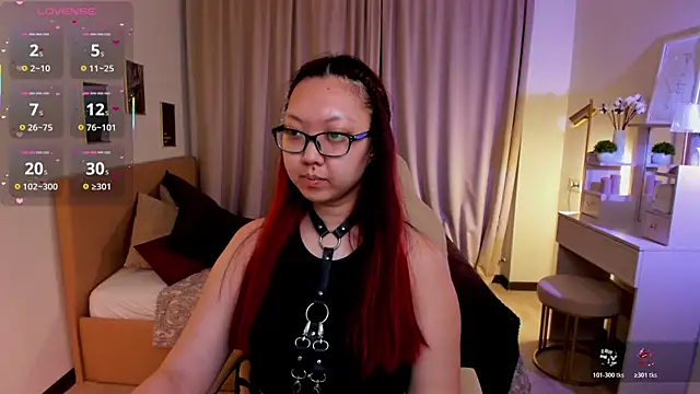 Marine Vact online show from 04-12-26, 02:11