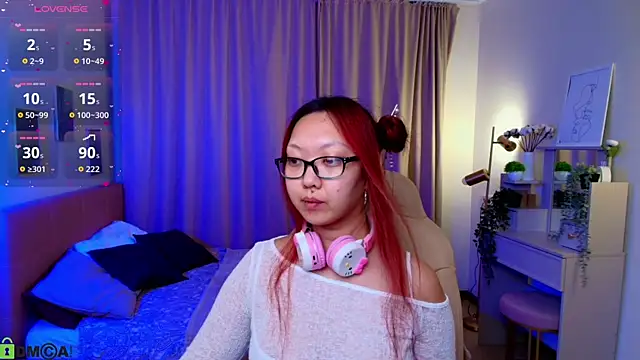 Snapshot of Marine_Vact chatting on 07-15-26, 04:56 Marine Vact online show from 07-15-26, 04:56