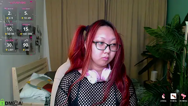 Snapshot of Marine_Vact chatting on 07-19-26, 05:05 Marine Vact online show from 07-19-26, 05:05