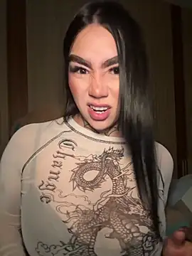 Nickiiiii online show from 02-03-26, 03:26