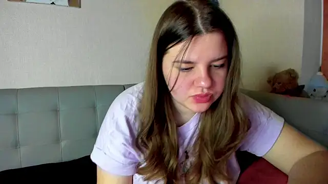 Adeellia online show from 12-04-24, 12:08