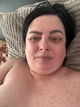 Amandamuller1982 online show from 03-04-25, 06:15