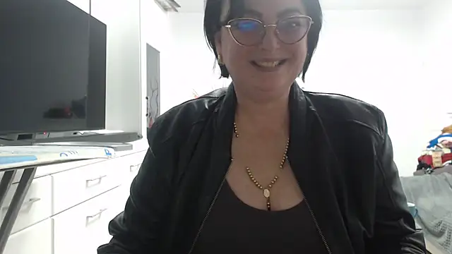 Amandamuller1982 online show from 11-11-25, 07:47