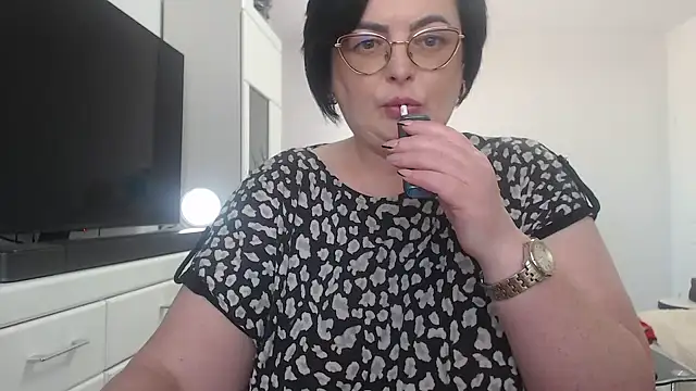 Snapshot of Amandamuller1982 chatting on 05-05-26, 12:02 Amandamuller1982 online show from 05-05-26, 12:02