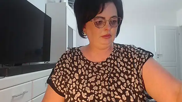 Snapshot of Amandamuller1982 chatting on 05-15-26, 12:56 Amandamuller1982 online show from 05-15-26, 12:56