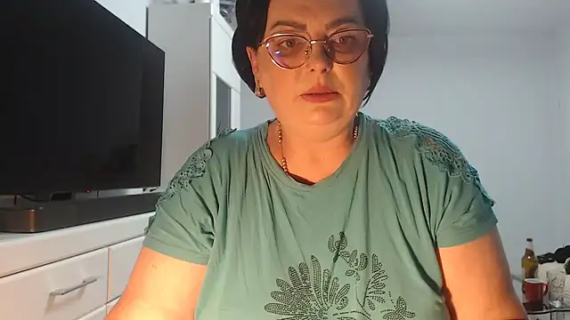 Snapshot of Amandamuller1982 chatting on 06-03-26, 08:58 Amandamuller1982 online show from 06-03-26, 08:58
