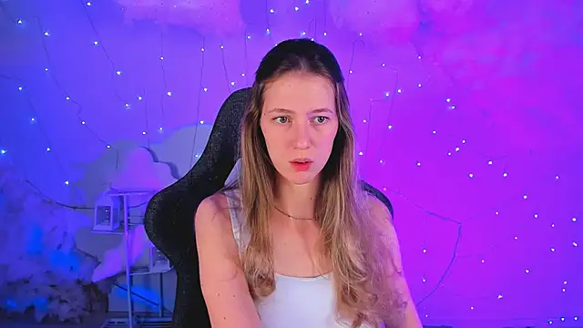 Snapshot of Sharon_Evansi chatting on 12-25-24, 11:54 Sharon Evansi online show from 12-25-24, 11:54