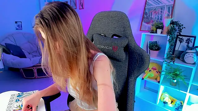 Snapshot of Sharon_Evansi chatting on 01-12-25, 03:14 Sharon Evansi online show from 01-12-25, 03:14