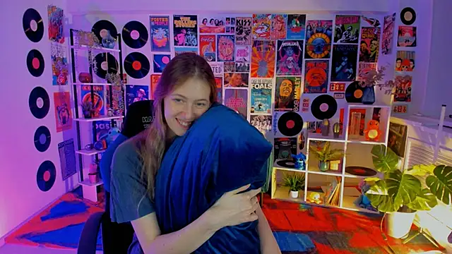 Snapshot of Sharon_Evansi chatting on 03-22-25, 06:03 Sharon Evansi online show from 03-22-25, 06:03