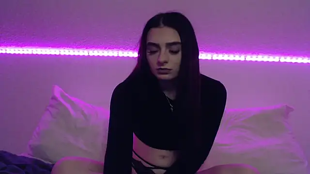 Snapshot of AdelinaAlia chatting on 03-12-25, 09:35 AdelinaAlia online show from 03-12-25, 09:35