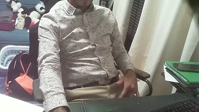 shyfrenchcock1 online show from 09-11-25, 12:38