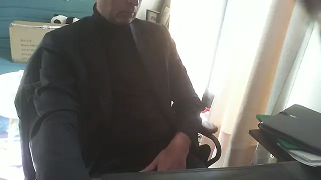 shyfrenchcock1 online show from 01-07-26, 09:56