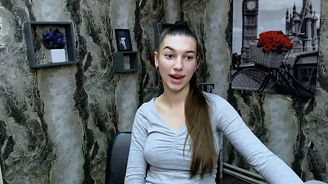 Snapshot of KarolinaRosse_ chatting on 01-17-25, 09:28 KarolinaRosse  online show from 01-17-25, 09:28