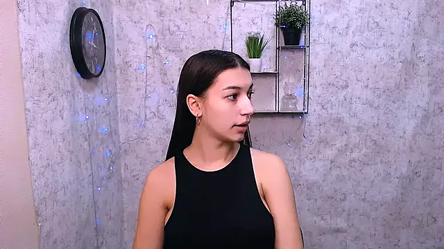 Snapshot of KarolinaRosse_ chatting on 01-20-25, 07:15 KarolinaRosse  online show from 01-20-25, 07:15