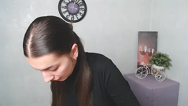 Snapshot of KarolinaRosse_ chatting on 02-13-25, 06:52 KarolinaRosse  online show from 02-13-25, 06:52