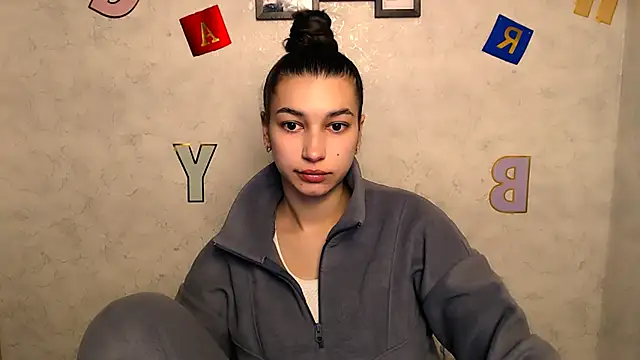 Snapshot of KarolinaRosse_ chatting on 02-20-25, 07:01 KarolinaRosse  online show from 02-20-25, 07:01