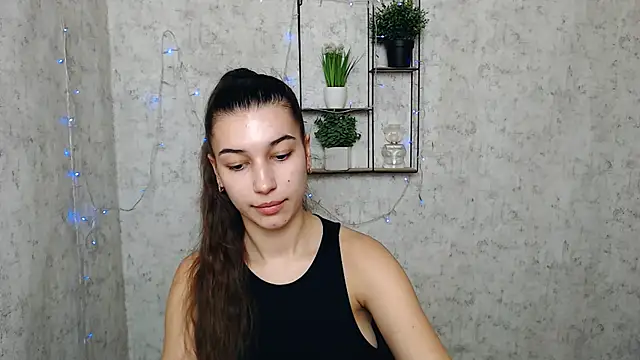 Snapshot of KarolinaRosse_ chatting on 02-27-25, 11:41 KarolinaRosse  online show from 02-27-25, 11:41