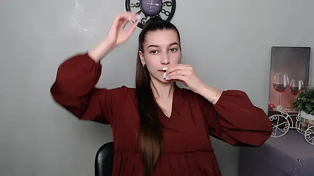 Snapshot of KarolinaRosse_ chatting on 03-03-25, 09:55 KarolinaRosse  online show from 03-03-25, 09:55