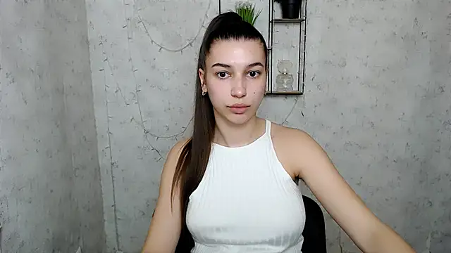 Snapshot of KarolinaRosse_ chatting on 03-21-25, 10:06 KarolinaRosse  online show from 03-21-25, 10:06