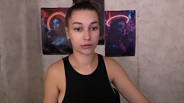 Snapshot of KarolinaRosse_ chatting on 09-19-25, 04:58 KarolinaRosse  online show from 09-19-25, 04:58