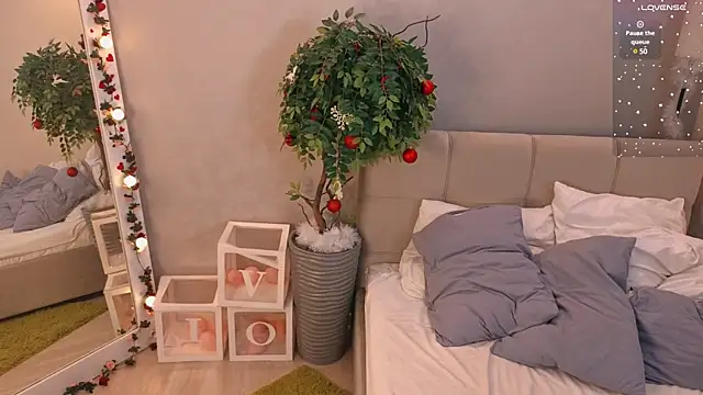 Bella Murrr online show from 02-04-25, 07:07