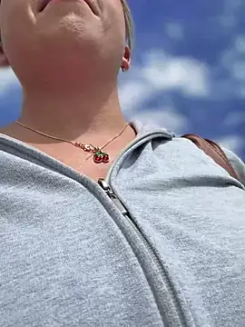 VIOLETA-25  online show from 01-08-26, 03:03