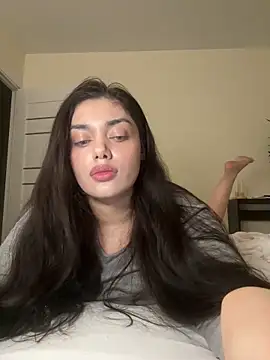 Snapshot of Sweet_Khalifa_ chatting on 02-01-25, 03:28 Sweet Khalifa online show from 02-01-25, 03:28