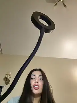 Snapshot of Sweet_Khalifa_ chatting on 12-04-25, 02:37 Sweet Khalifa online show from 12-04-25, 02:37