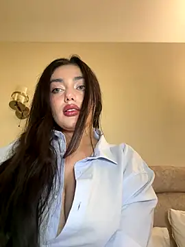 Snapshot of Sweet_Khalifa_ chatting on 12-16-25, 03:17 Sweet Khalifa online show from 12-16-25, 03:17