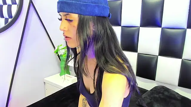 Morgana Smit online show from 10-29-25, 02:08